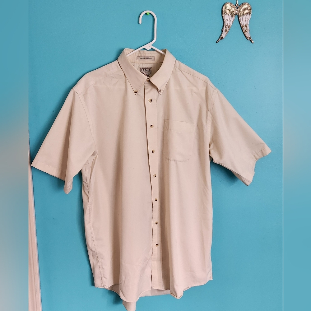 LL. BEAN  Men's  Wrinkle Resistant Short sleeve Dress Shirt
